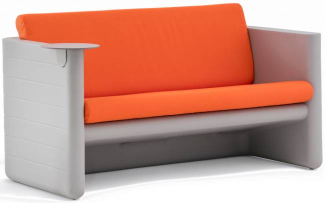 Диван пластиковый с подушками Sunset 1500х800х720 мм