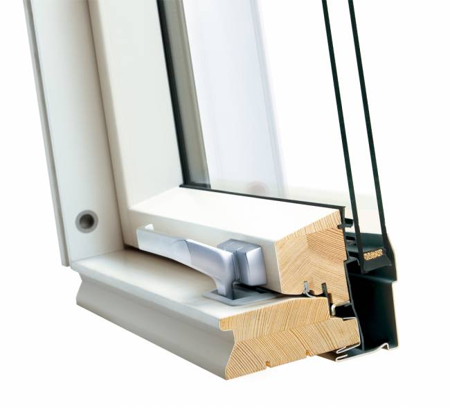 Деревянное мансардное окно FTU-V U3 со среднеповоротным открыванием Деревянное мансардное окно FTU-V U3 со среднеповоротным открыванием