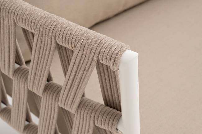 "Диего" диван 2-местный плетеный из роупа, каркас алюминий белый муар, роуп бежевый круглый, ткань бежевая 035 "Диего" диван 2-местный плетеный из роупа, каркас алюминий белый муар, роуп бежевый круглый, ткань бежевая 035