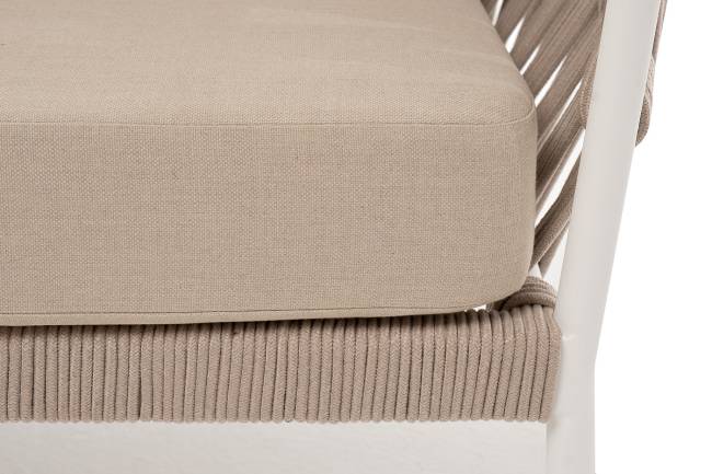 "Диего" диван 2-местный плетеный из роупа, каркас алюминий белый муар, роуп бежевый круглый, ткань бежевая 035 "Диего" диван 2-местный плетеный из роупа, каркас алюминий белый муар, роуп бежевый круглый, ткань бежевая 035