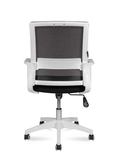 Кресло офисное / Бит LB / белый пластик / черная сетка / черная ткань