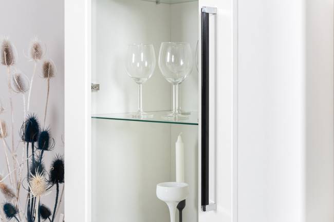 Стенка для гостиной с сервантом Валенсия № 60 цвет белый шагрень